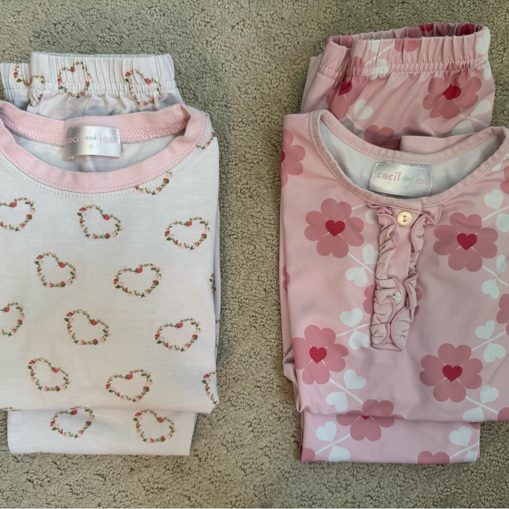 Cecil & Lou Girls Pink and White Pajama Sets